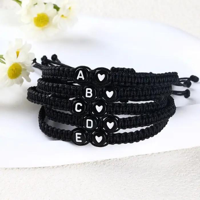 Bracelet Initial Personnalisé Tressé avec Lettres de A à Z pour Femmes et Hommes Occasions Spéciales