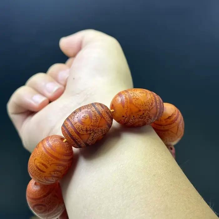 Bracelet de perles d'ambre rouge de style rétro en résine pour femme bijou de mode