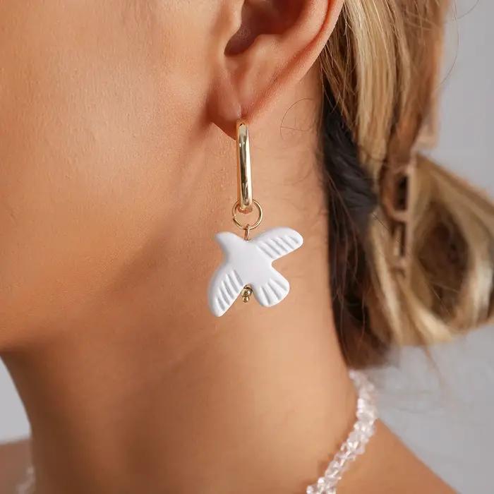 Collier et boucles d'oreilles en forme de colombe de la paix pour femmes