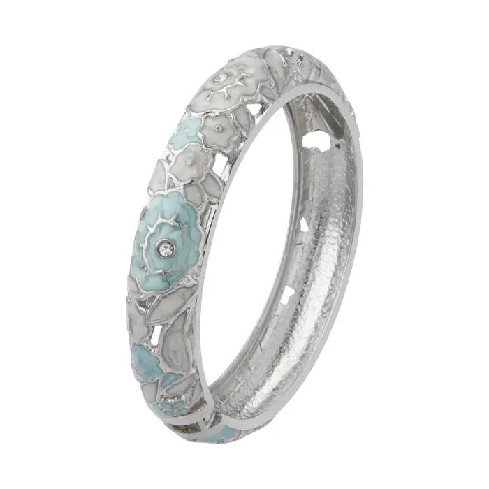 Bracelet en alliage de fleur de rose émaillée pour femmes romantique et mignon à offrir pour diverses occasions spéciales