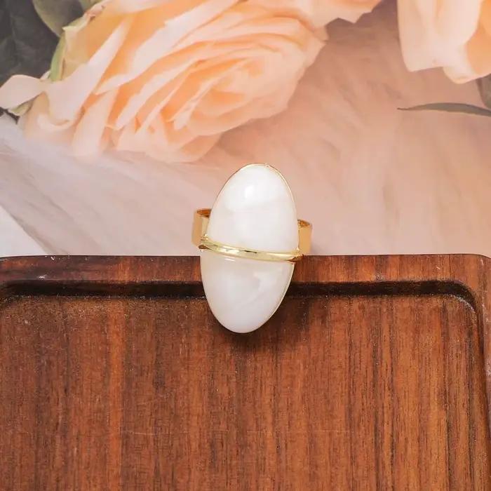 Ensemble de bagues de luxe en résine géométrique ajustables style vintage avec pierres vertes et blanches en alliage de zinc pour femmes occasions spéciales cadeau