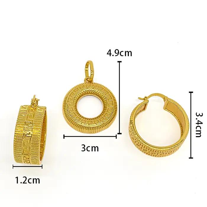 Ensemble de bijoux plaqués or 18 carats collier et boucles d'oreilles élégants pour mariage et occasions spéciales