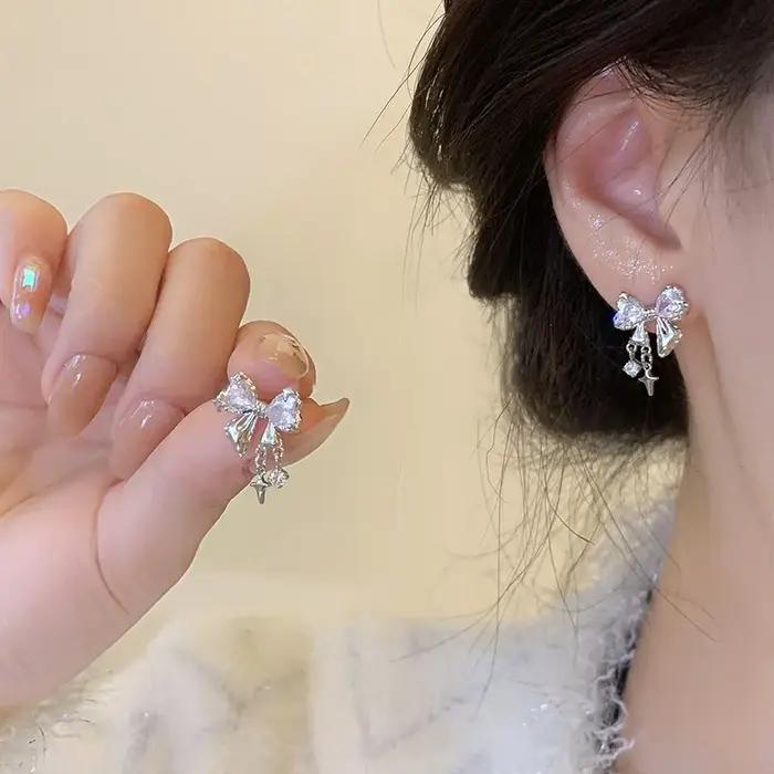 Boucles d'oreilles à flocons de neige en cristal scintillant pour femmes bijoux de fête du nouvel an élégants occasions spéciales