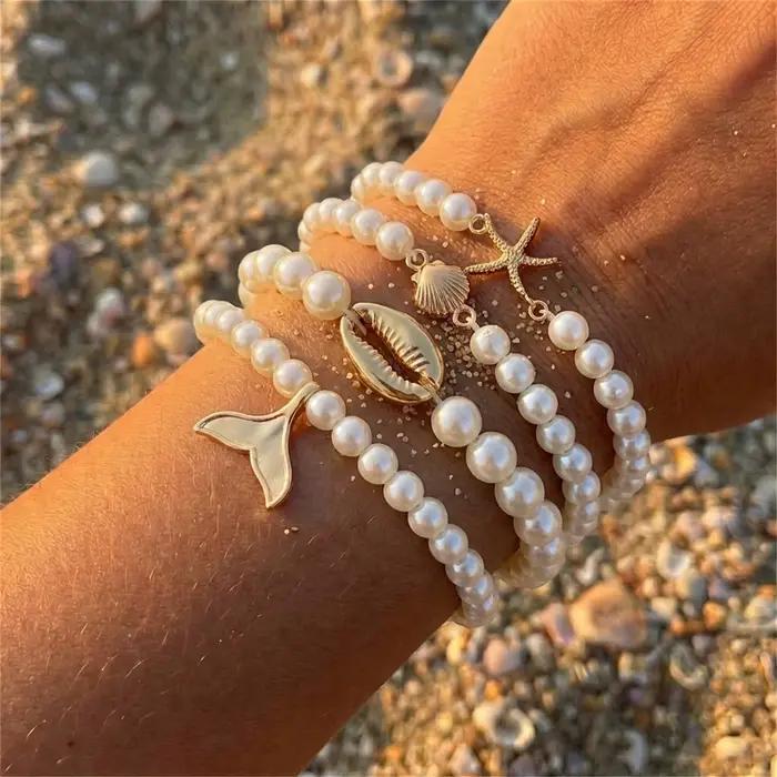 Ensemble de bracelets extensibles Boho pour femme, imitation perles, couleur or, avec breloques coqu