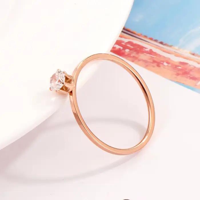 Bague solitaire en acier inoxydable, mode coréenne, pierre zircone cubique de qualité AAA pour femmes, idéale pour les anniversaires et les occasions spéciales