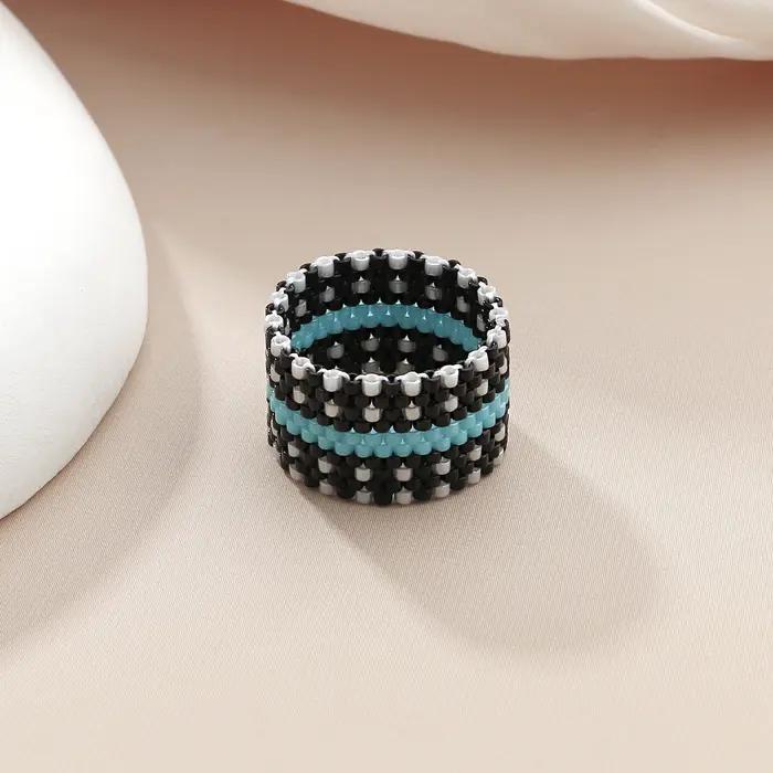 Bague Miyuki bleue bijou moderne en perles pour femmes élégante à offrir pour diverses occasions spéciales