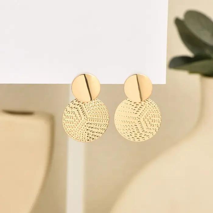 Boucles d'oreilles géométriques à grand disque pour femmes, couleur or exagérée, bijoux de tempérame