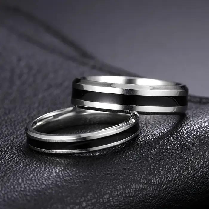 Bagues de mariage classiques simples en acier inoxydable pour couple