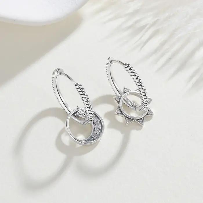 Boucles d'oreilles créoles soleil et lune en argent sterling 925, design asymétrique avec accents br