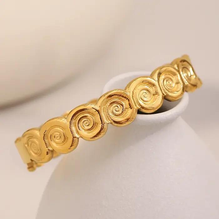 E.B.belle – Bracelet conque créative en acier inoxydable plaqué or 18 carats