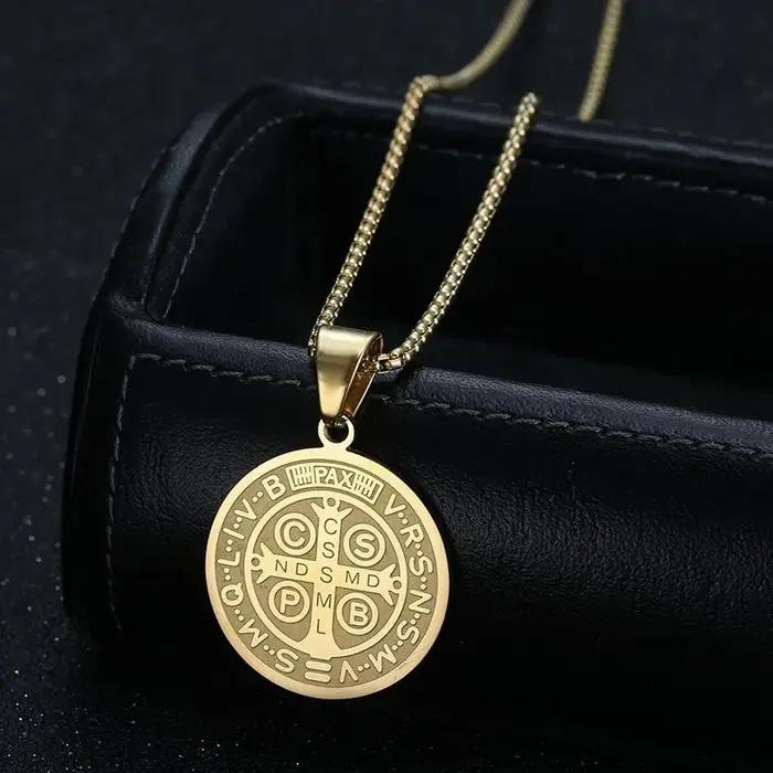 YQ – collier avec pendentif Saint benoît en acier inoxydable 316L