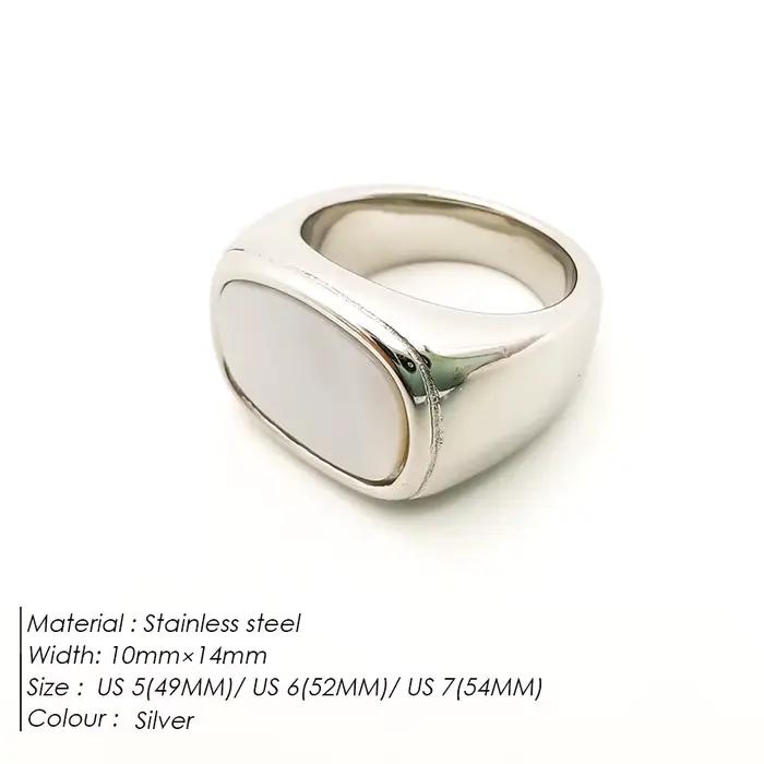 EManco « Manifeste anti-minimalisme » — Bague carrée surdimensionnée en coquille de couleur contrast