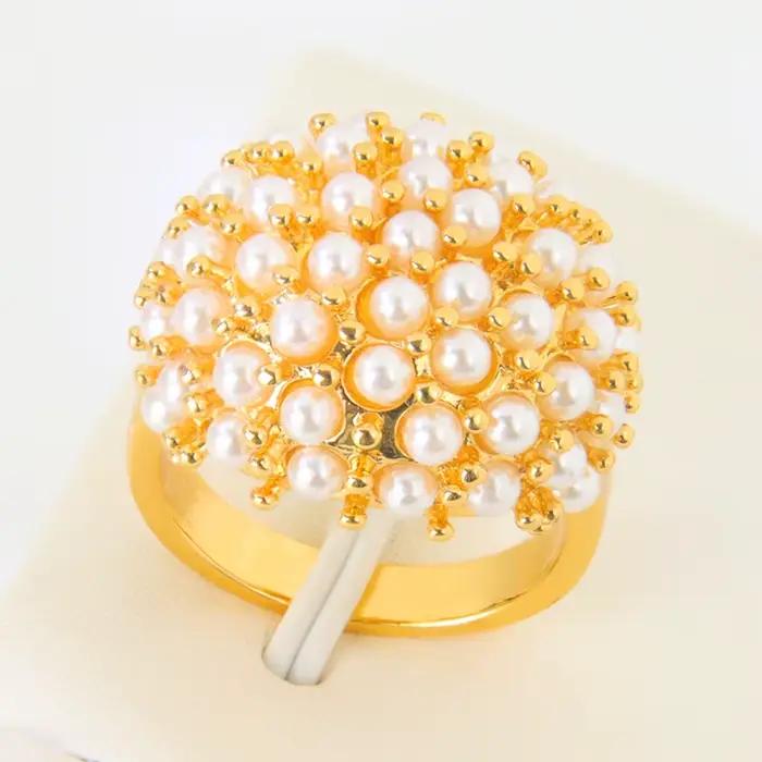 Bague de cocktail en perles italiennes plaquées or 24 carats avec zircone brésilienne pour femmes occasions spéciales et soirées de gala