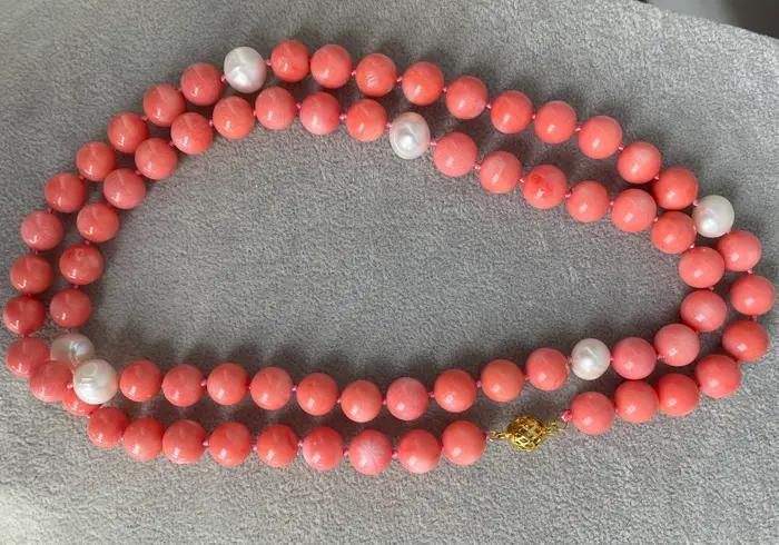 Collier long en corail naturel rose et perles blanches rondes pour femmes occasions spéciales elegance classique