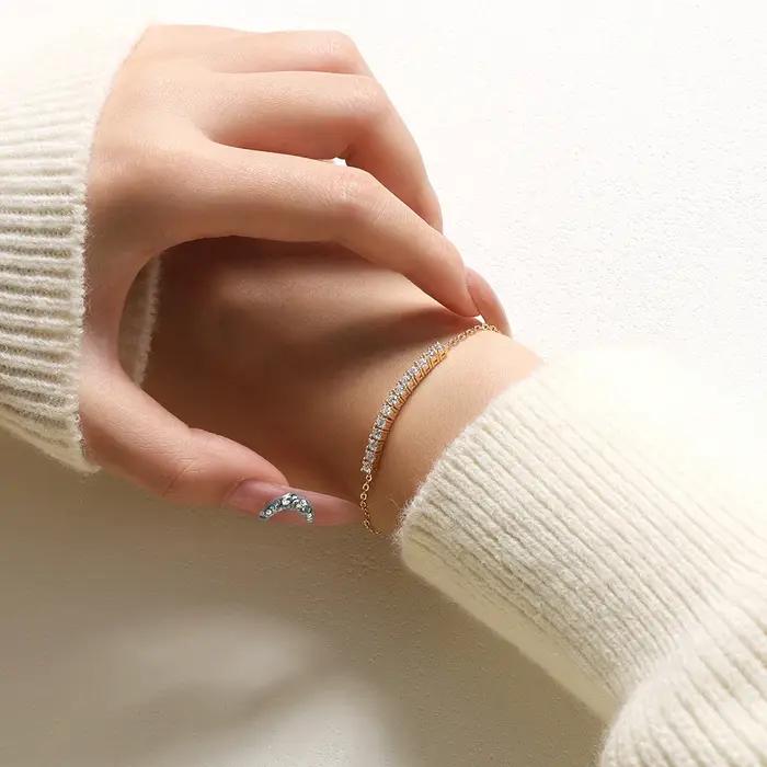 Bracelet de tennis en argent sterling 925 et moissanite grade D couleur VVS1 plaqué or pour femme bijou de luxe ajustable pour mariage et fiançailles