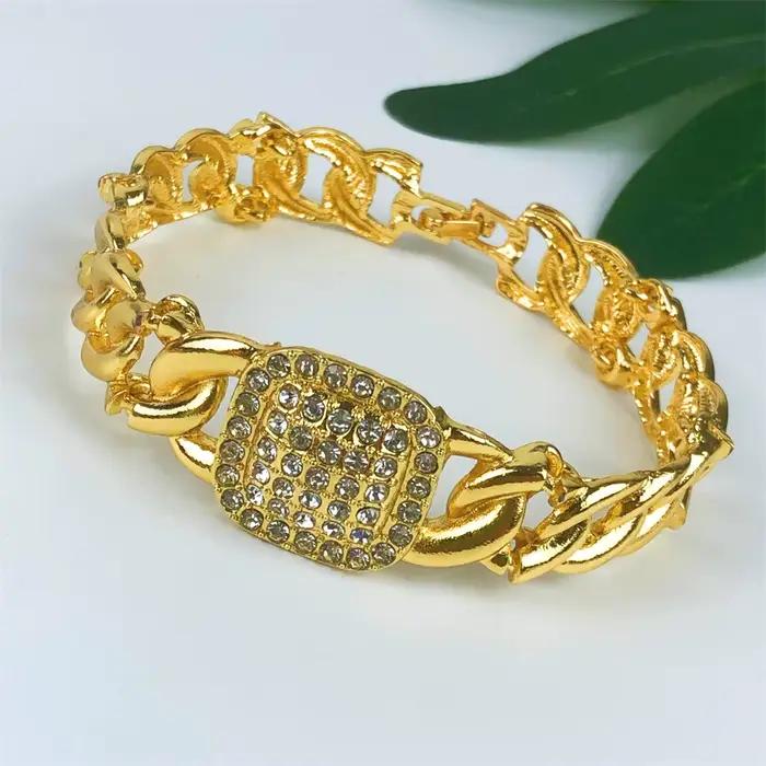 Ensemble de bijoux vintage pour femme style classique fleuri 18K plaqué or bijoux de fête occasions spéciales anniversaire mariage engagement