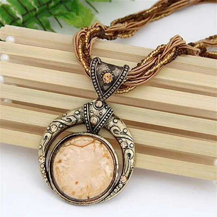 Collier Vintage bijoux mode populaire rétro bohême Style multicouche perles chaîne cristal Grain pendentif