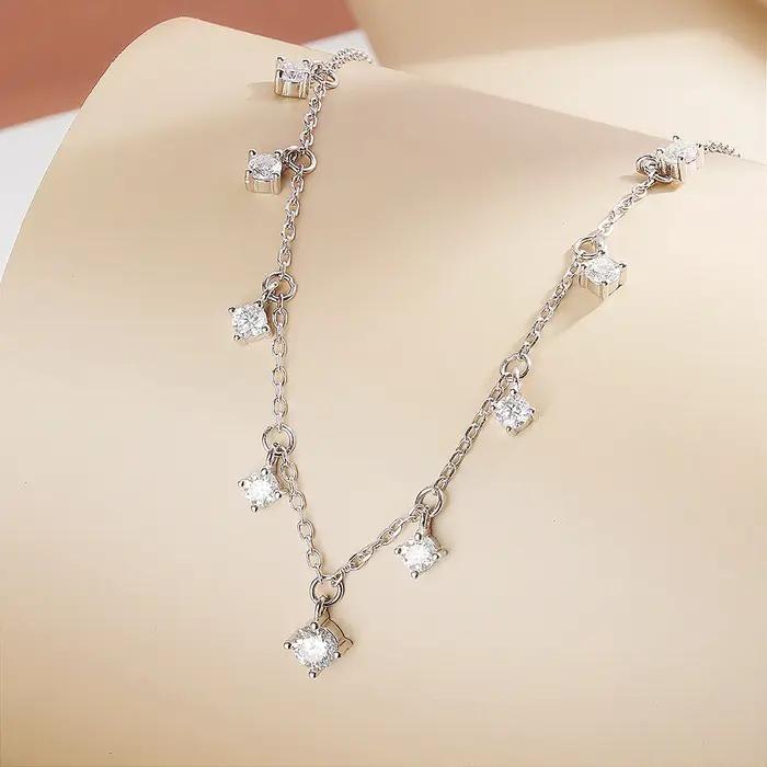 Collier en moissanite Serenity 1.1ct D color pour femmes, pendentif en forme de cœur, chaîne plaquée or 18 carats, bijou de luxe pour occasions spéciales