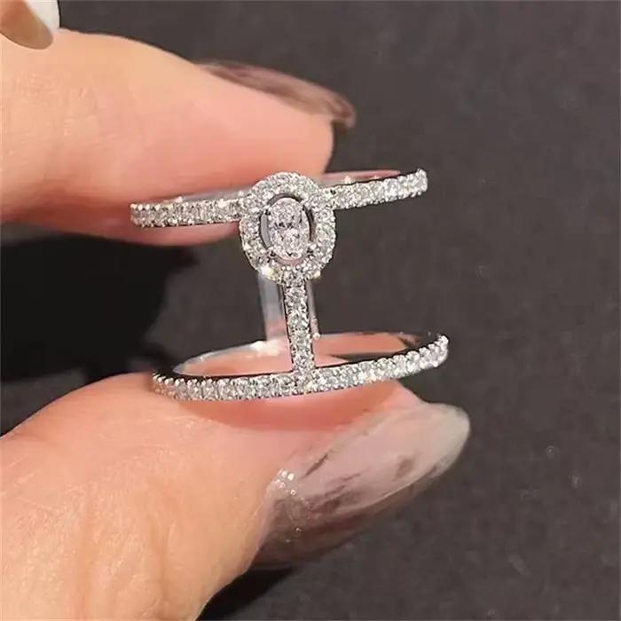 Bague en argent sterling 925 ovale sertie de diamants pour femmes occasion spéciale élégante à offrir mariage polyvalente