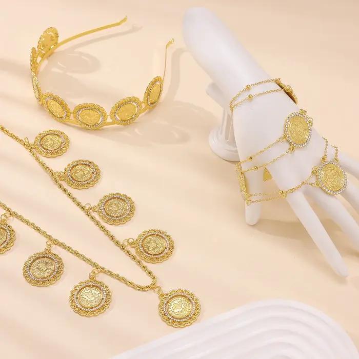 Ensemble de bijoux de mariée dorée