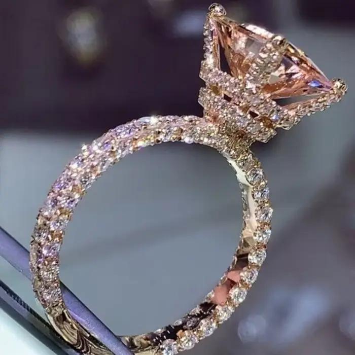 Bague de mariage en or rose sous Halo, bague de fiançailles en morganite taillée sur coussin, zircone cubique AAA, contre-indiqué, luxe exquis