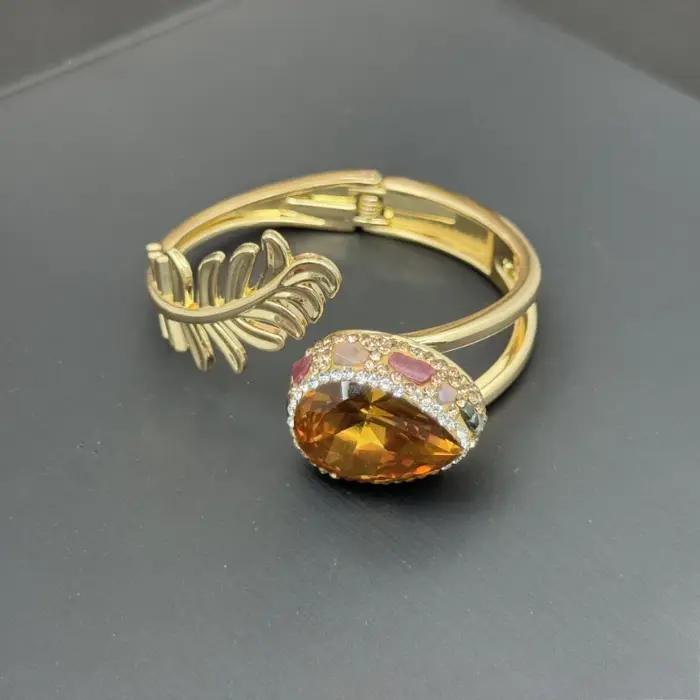 Bijoux en pierre de soleil spirituelle pour purifier l'énergie
