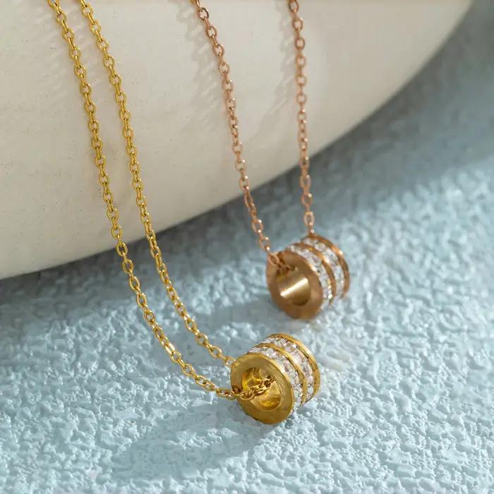 Collier pendentif double rangée CZ en acier inoxydable plaqué or 18 carats