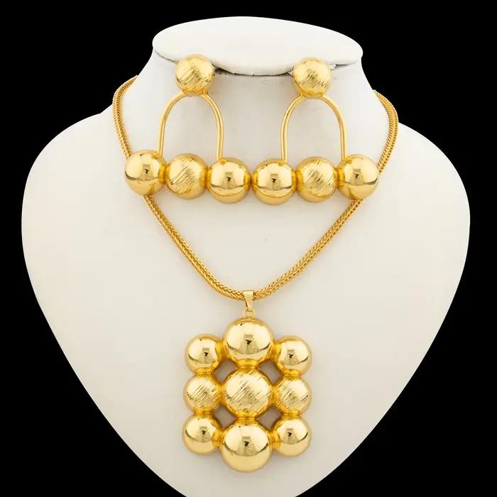 Ensemble de bijoux pour femmes, collier pendentif de luxe et boucles d'oreilles pendantes, ensemble