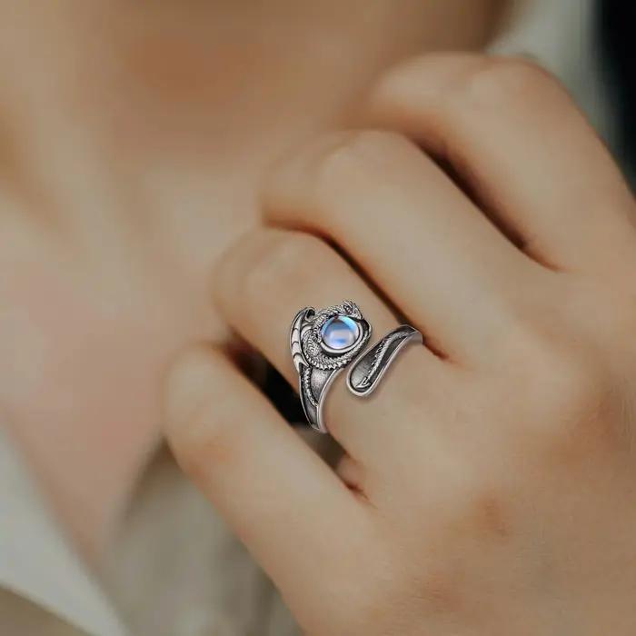 Bague ajustable en argent sterling 925 Eudora avec dragon et pierre de lune