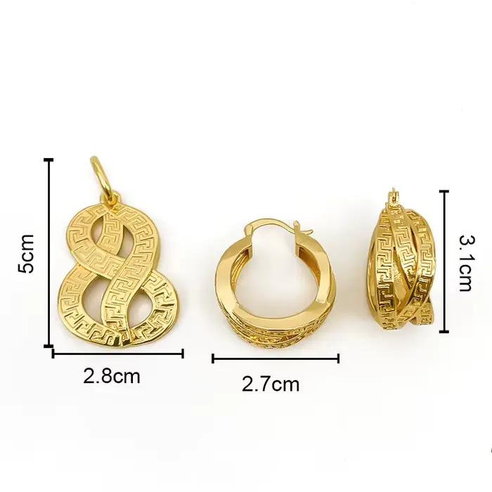 Ensemble de bijoux géométriques plaqués or 18 carats