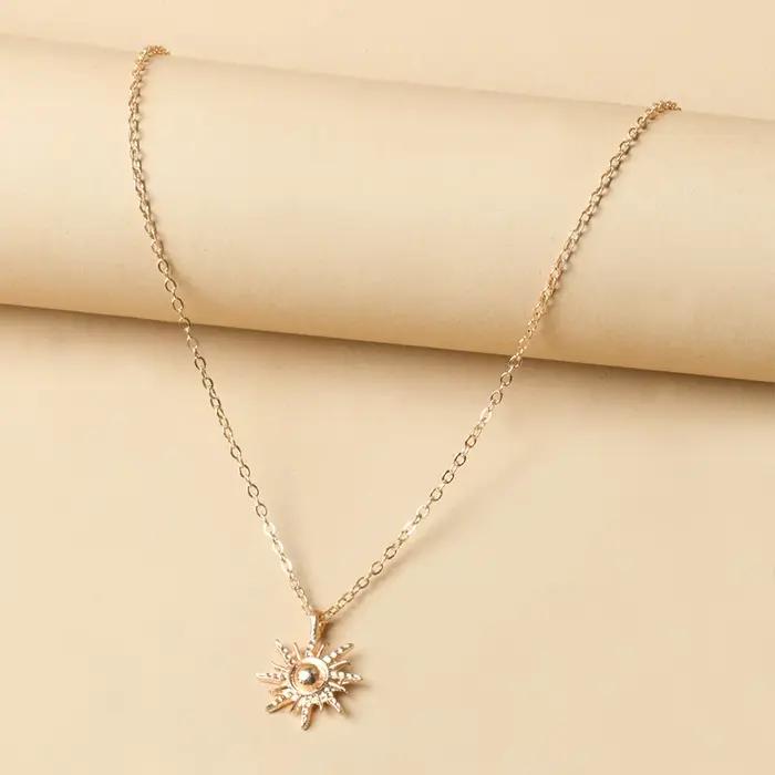 Collier pendentif soleil couleur or Simple pour femmes
