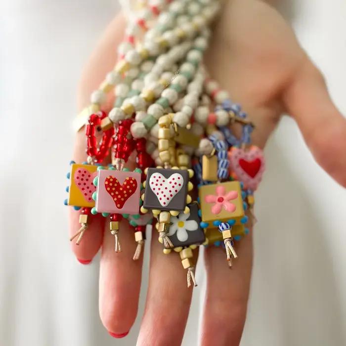 Collier de perles turquoise blanches françaises européennes et américaines