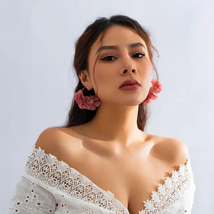 Boucles d'oreilles créoles Ingemark en tissu rose fleuri avec plaquage argent et imitation rhodium pour femmes, mode k-pop, Y2K, bijoux de fête, accessoires romantiques et colorés