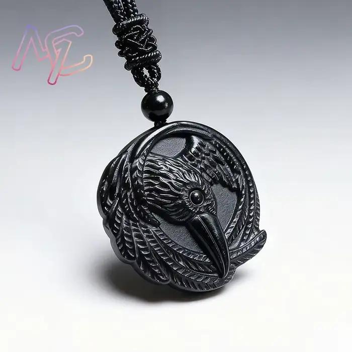 Collier pendentif corbeau en obsidienne véritable