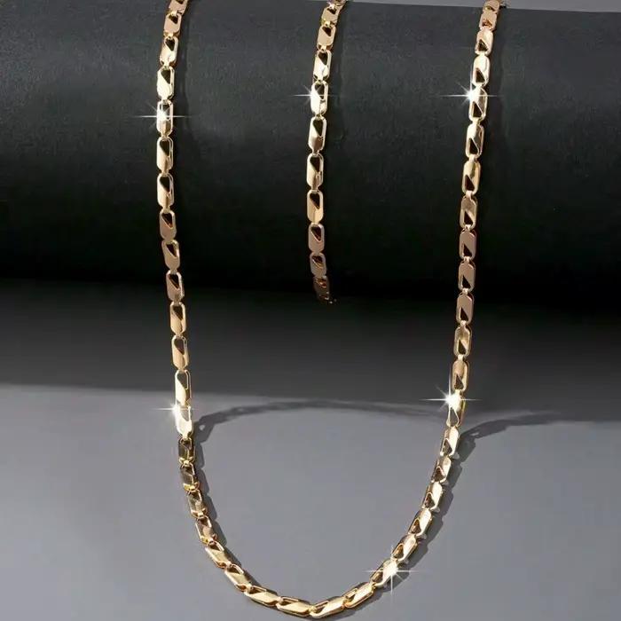 Ensemble de colliers et bracelets KC plaqués or pour femmes, bijoux élégants et luxueux pour bureau et carrière, cadeau spécial pour occasions importantes