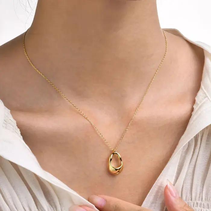Collier pendentif plaqué or 18 carats pour femmes