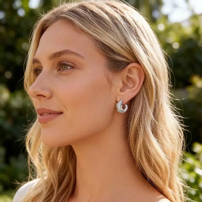 Boucles d'oreilles créoles articulées en forme de crocodile