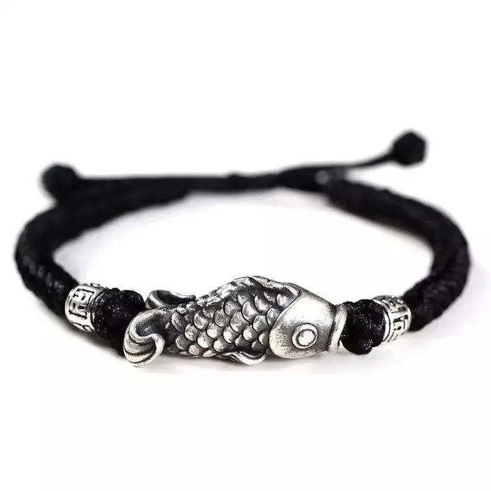 Bracelet Rétro Nœud de Pêche en Corde Noire et Rouge Tressée Artisanal, Simple et Polyvalent, pour C