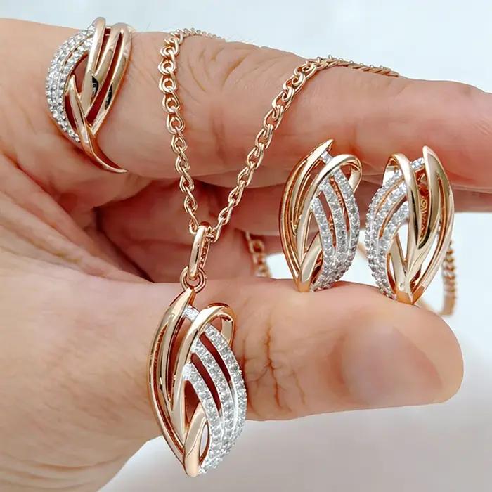 Kinel – Ensemble de bijoux fins uniques et brillants en zircon naturel, bague, boucles d'oreilles et collier pour femme, couleur or rose 585 et argent, pour usage quotidien