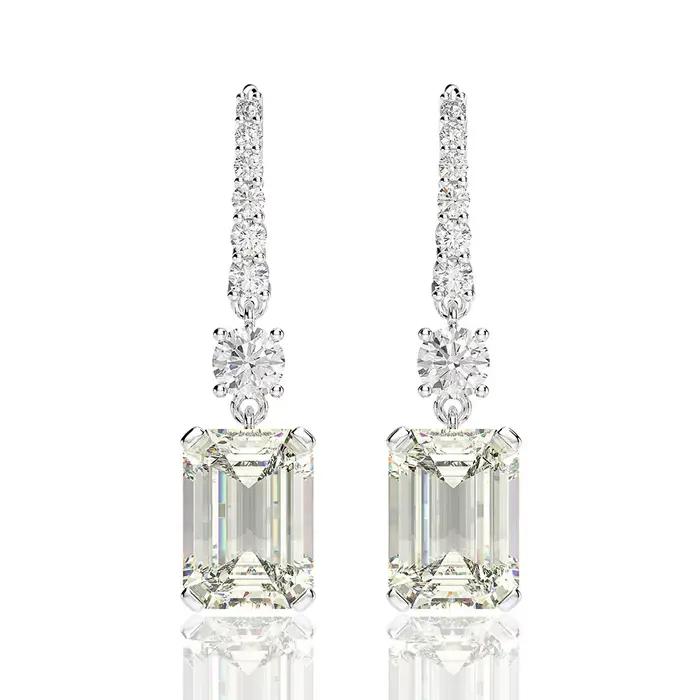Boucles d'oreilles pendantes en or blanc avec diamant à haute teneur en carbone et pierre précieuse