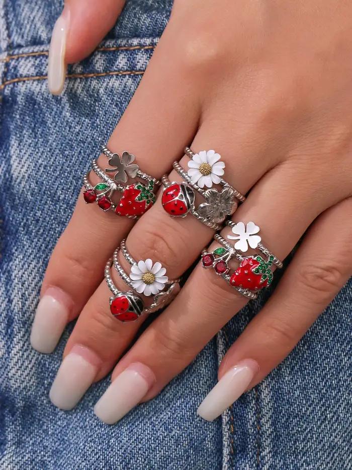 Bagues marguerite mignonnes pour femmes, étanche, en acier inoxydable plaqué or, belle bague, accessoires de bijoux quotidiens