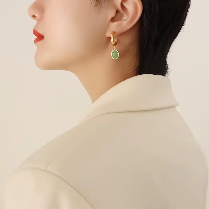 Ensemble de bijoux ethnique en acier inoxydable plaqué or avec pendentif d'aventurine verte pour femmes occasions spéciales