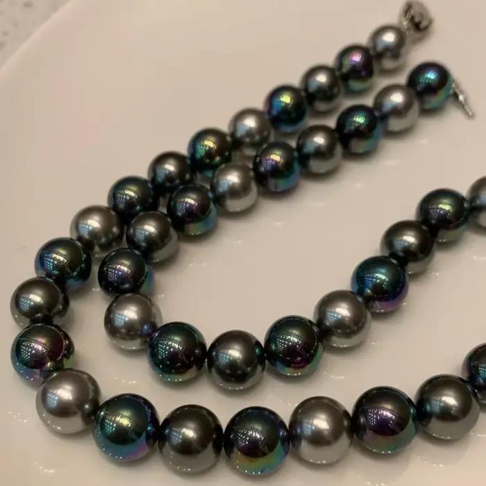 Collier de perles noires de Tahiti pour femme
