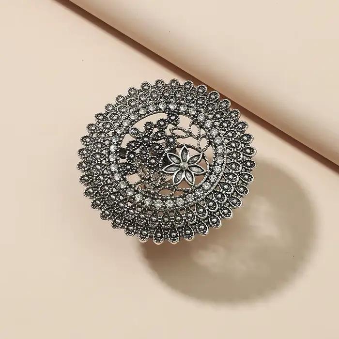 Bague rétro vintage en or avec grande fleur pour femme