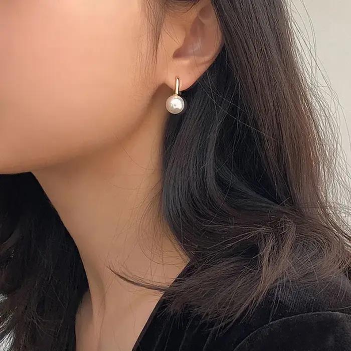 Boucles d'oreilles à tige en perles plaquées or pour femmes avec certificat NGGC, argent sterling 925, design géométrique, pour anniversaire et autres occasions spéciales