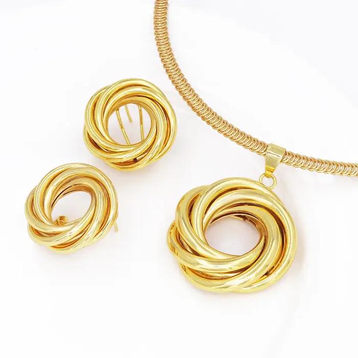 Ensemble de bijoux plaqués or et rhodium pour femmes, colliers et boucles d'oreilles modernes pour soirées et occasions spéciales