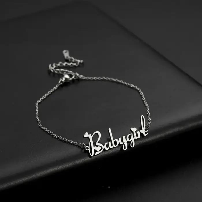 Bracelet personnalisé familial en acier inoxydable avec nom pour femmes hommes couple amie sœur mère père occasions spéciales cadeaux personnalisés