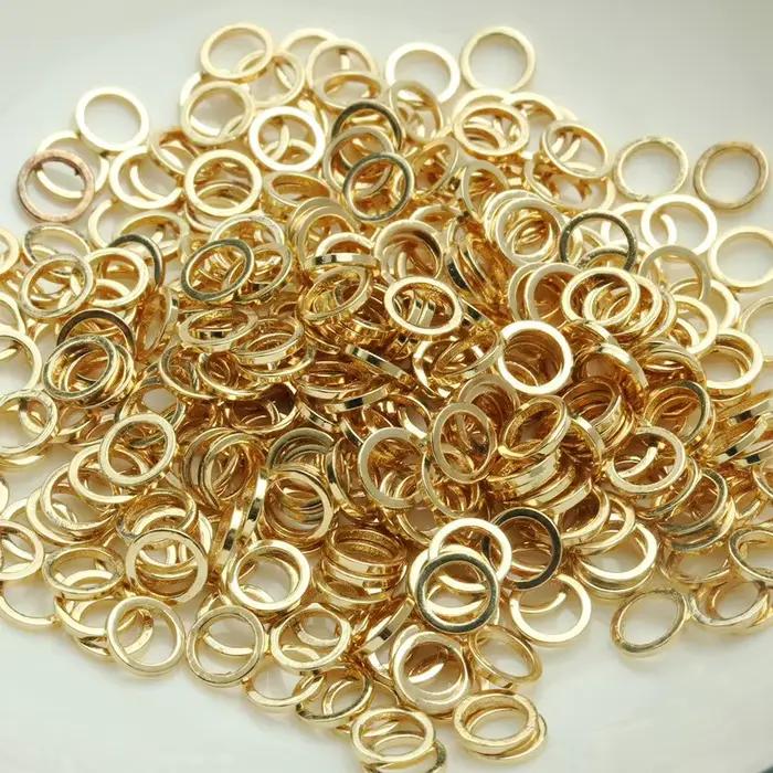 Anneaux fermés en laiton plaqué or 14K