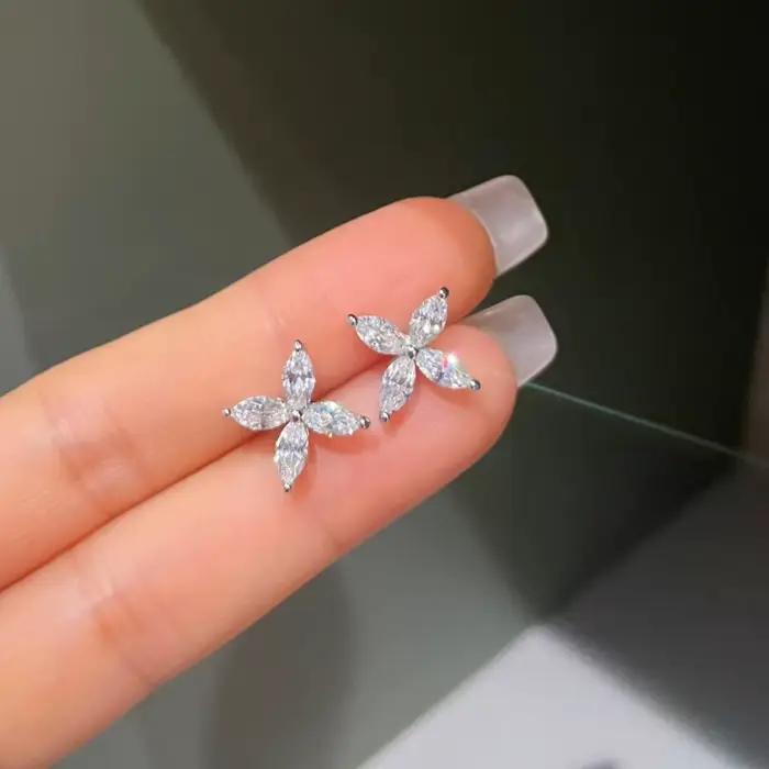 Ensemble de bijoux en Moissonite en forme de papillon pour femmes, collier en argent Sterling 925 et boucles d'oreilles pour occasions spéciales bijoux finement travaillés élégance romantique et moderne GRA