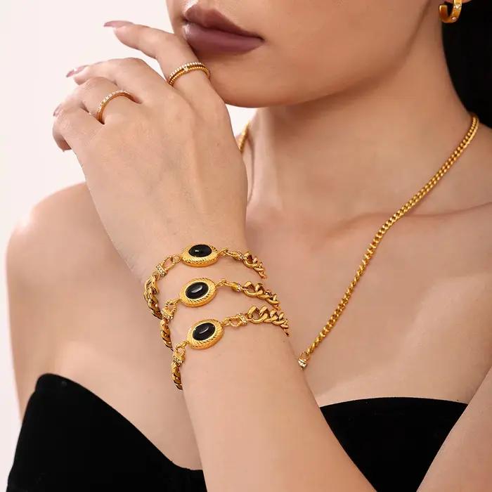 Ensemble de bijoux en acier inoxydable Nobel pour femmes avec pendentif en perle noire ovale plaquée or de luxe pour soirées et occasions spéciales